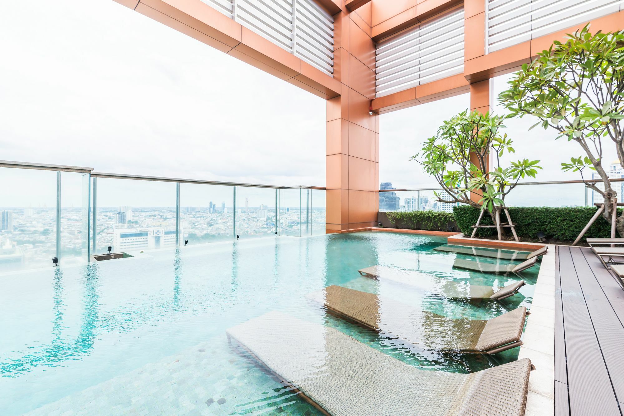 The Address Sathorn By Favstay Бангкок Экстерьер фото